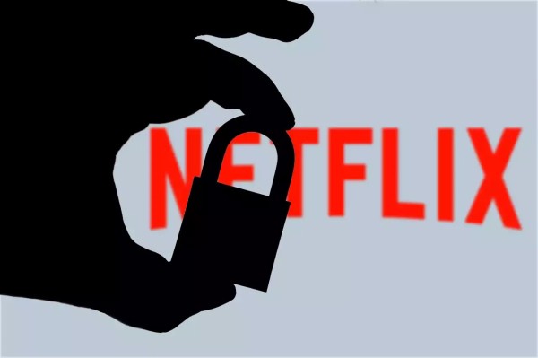 Netflix запретит пользователям бесплатно делиться паролями 