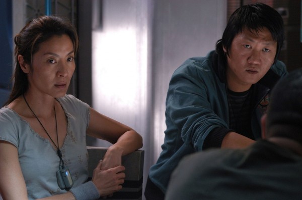 Звезда гонконгских боевиков: 10 интересных фактов о Мишель Йео, получившей «Оскар» за «Лучшую женскую роль»