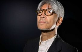 Умер японский композитор Рюити Сакамото