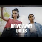 Педро Паскаль, Маргарет Куэлли и Мэтт Дэймон в трейлере фильма «Drive-Away Dolls» Итана К...