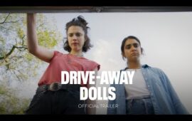 Педро Паскаль, Маргарет Куэлли и Мэтт Дэймон в трейлере фильма «Drive-Away Dolls» Итана К…