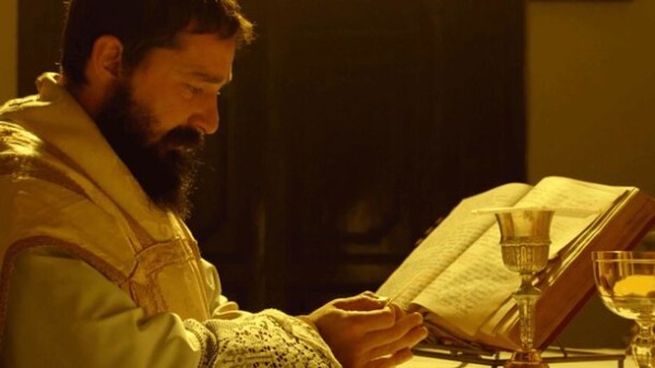 Что смотреть на выходных: Шайя ЛаБаф в роли священника, финал «Манифеста» и сериал от создателей «Эйфории»