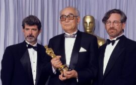 🖼 Ретро дня: Джордж Лукас, Стивен Спилберг и Акира Куросава с почетным «Оскаром» …